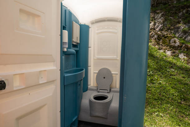 Types of Portable Toilets We Offer in Le Center, MN